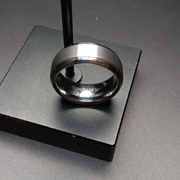 New Blue Tungsten Carbide Men's Size 7.5 Silver Ring - Picture 4 of 5